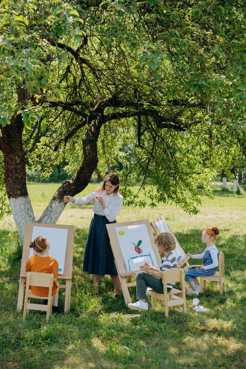 Malen unter dem Baum